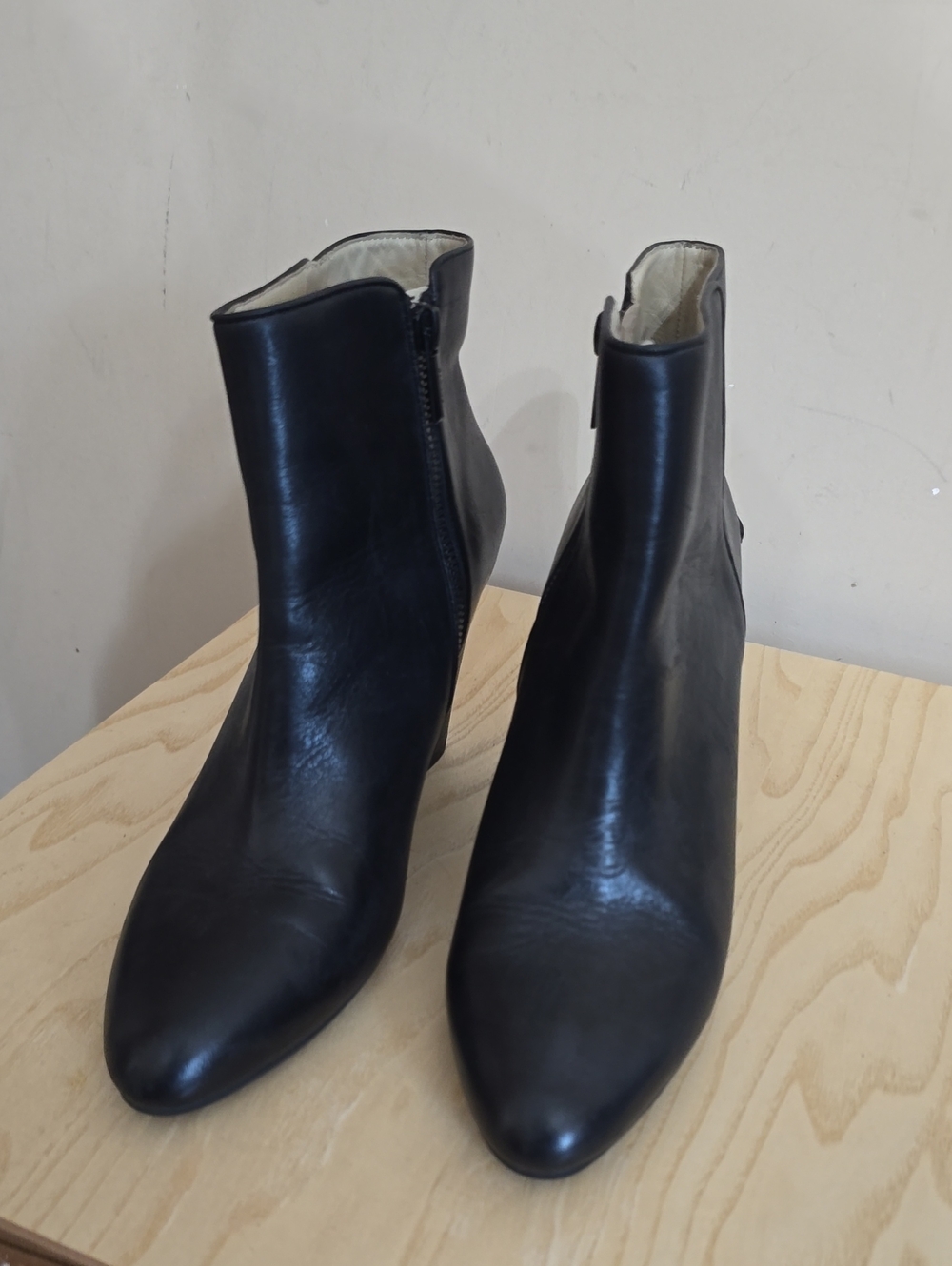 Lacoste Black Leather Pointed-Toe Ankle Booties
